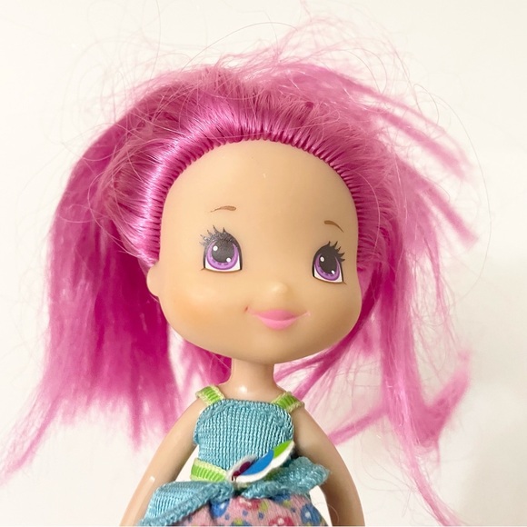 Hasbro Strawberry Shortcake Raspberry Tart 6" Doll Pink Hair Doll - Picture 11 of 15
